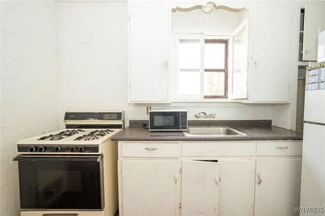 204 Crowley Avenue, Buffalo, NY 14207