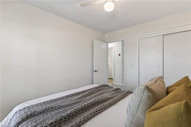 5036 Glenwood WAY, Virginia Beach, VA 23456