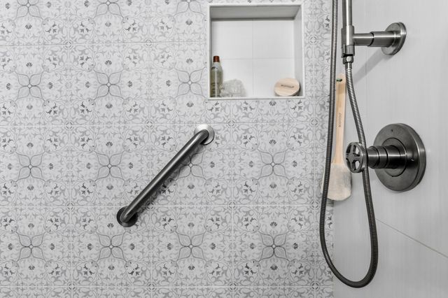 406 Wacouta Street 216, Saint Paul, MN 55101