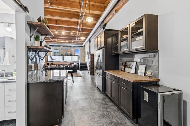 406 Wacouta Street 216, Saint Paul, MN 55101