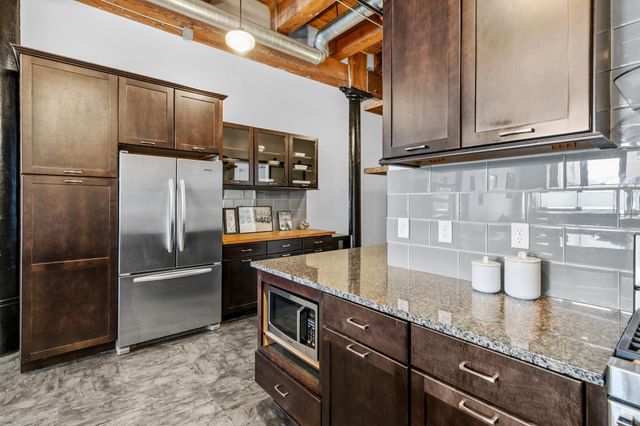 406 Wacouta Street 216, Saint Paul, MN 55101