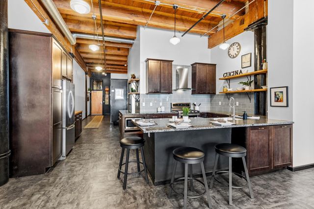 406 Wacouta Street 216, Saint Paul, MN 55101