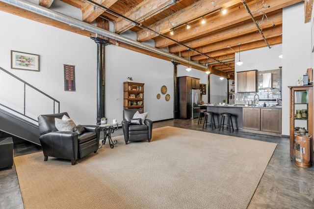 406 Wacouta Street 216, Saint Paul, MN 55101