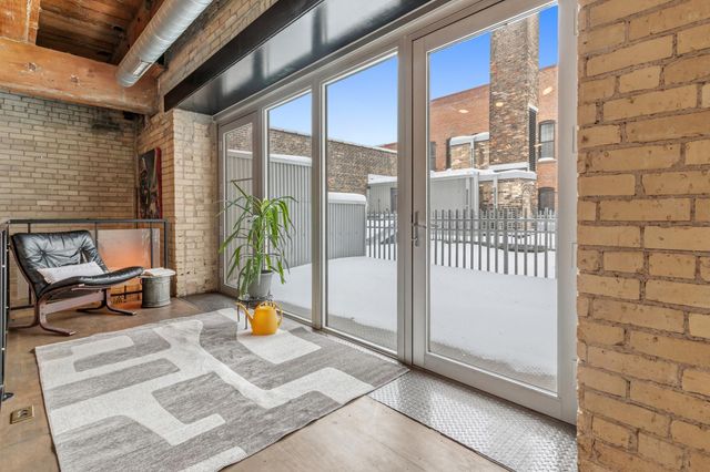 406 Wacouta Street 216, Saint Paul, MN 55101