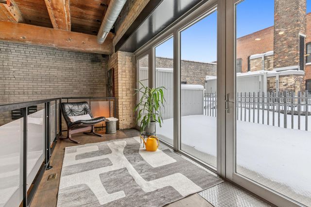 406 Wacouta Street 216, Saint Paul, MN 55101