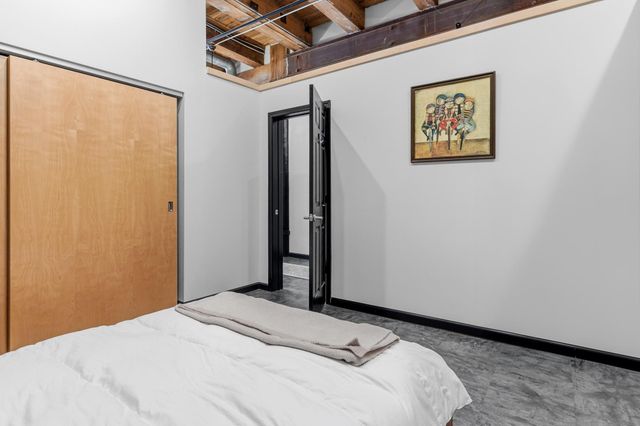 406 Wacouta Street 216, Saint Paul, MN 55101