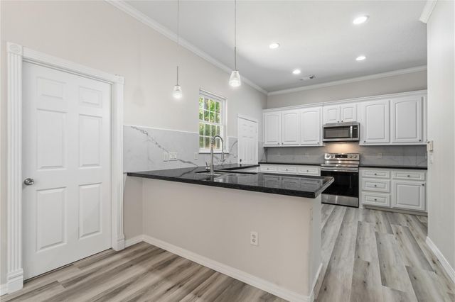 11314 Shadyside Lane, Montgomery, TX 77356