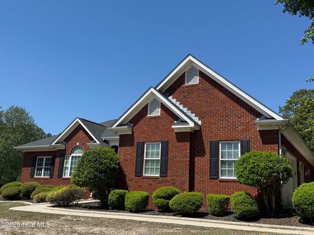 109 Brisbayne Circle, La Grange, NC 28551