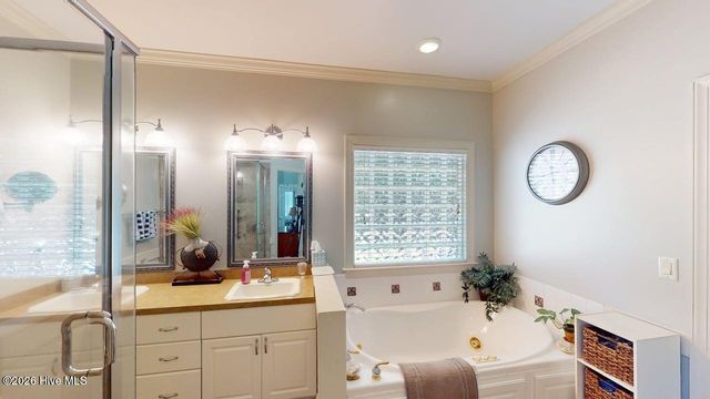 109 Brisbayne Circle, La Grange, NC 28551