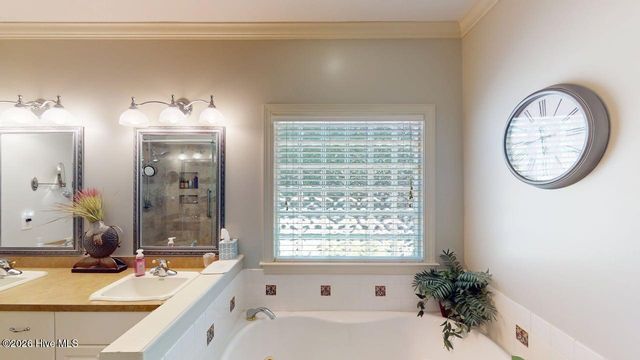109 Brisbayne Circle, La Grange, NC 28551