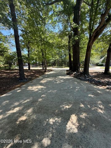 109 Brisbayne Circle, La Grange, NC 28551