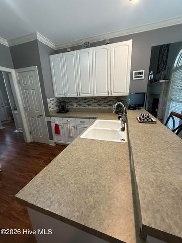 109 Brisbayne Circle, La Grange, NC 28551