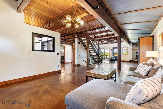 2449 Turkey Red Lane, Bozeman, MT 59715