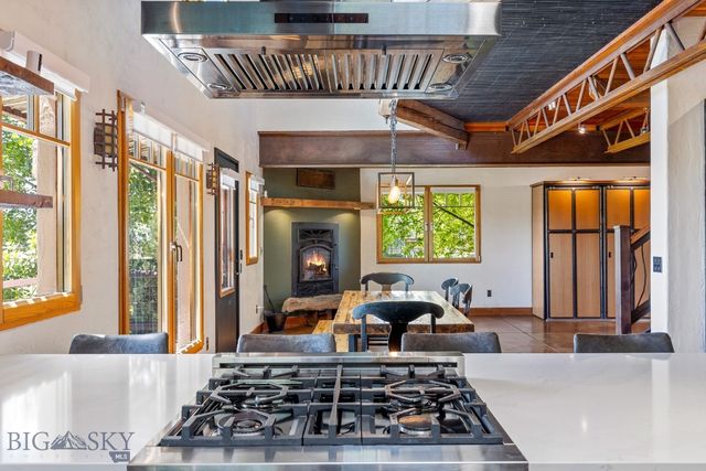 2449 Turkey Red Lane, Bozeman, MT 59715