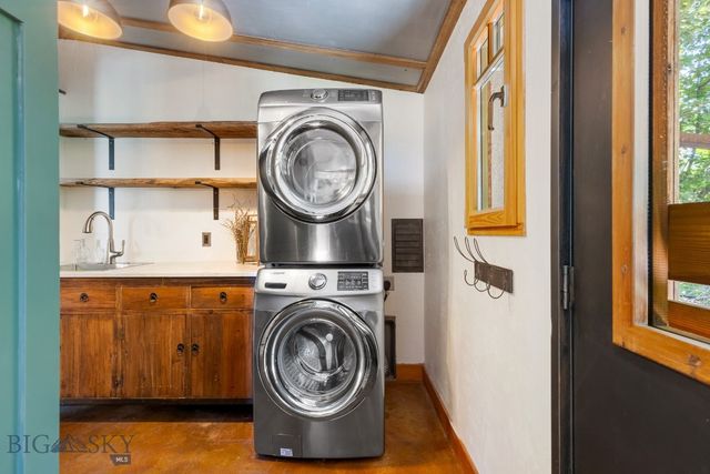 2449 Turkey Red Lane, Bozeman, MT 59715