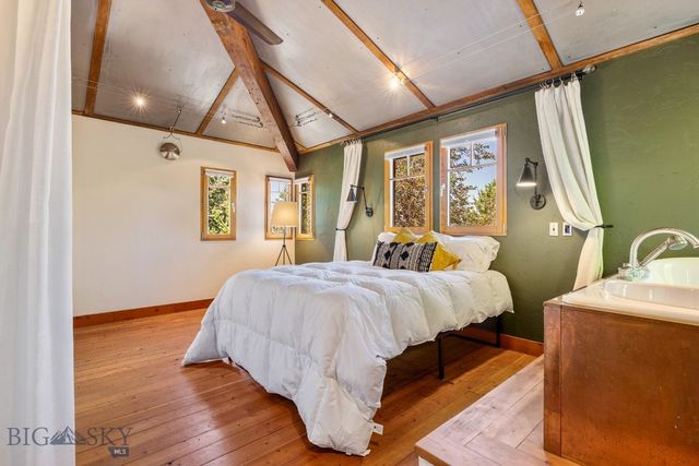 2449 Turkey Red Lane, Bozeman, MT 59715