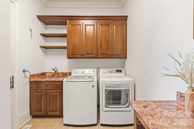 9222 Clerkenwell Drive, Waxhaw, NC 28173