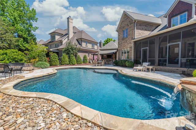 9222 Clerkenwell Drive, Waxhaw, NC 28173
