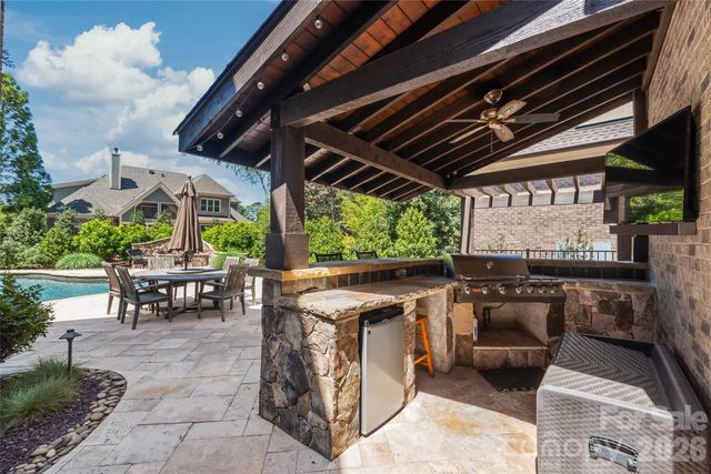 9222 Clerkenwell Drive, Waxhaw, NC 28173