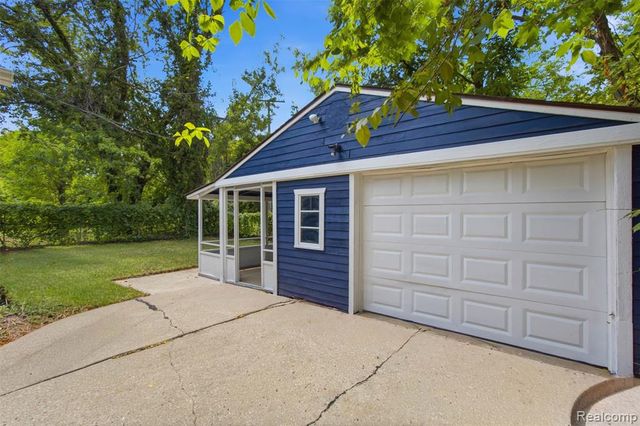 7741 Concord Street, Detroit, MI 48211