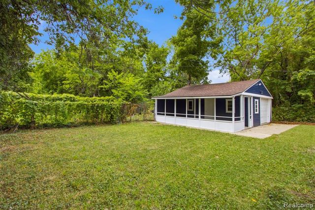 7741 Concord Street, Detroit, MI 48211