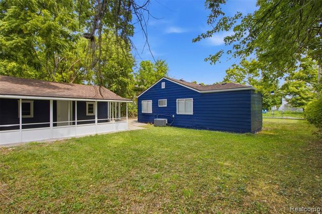 7741 Concord Street, Detroit, MI 48211