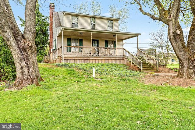 489 BACHMANVILLE RD, Hershey, PA 17033