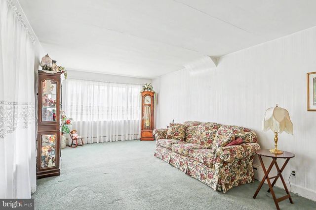 489 BACHMANVILLE RD, Hershey, PA 17033