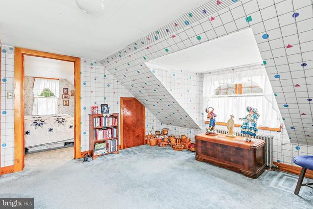 489 BACHMANVILLE RD, Hershey, PA 17033