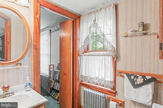 489 BACHMANVILLE RD, Hershey, PA 17033