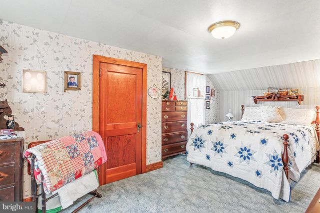 489 BACHMANVILLE RD, Hershey, PA 17033