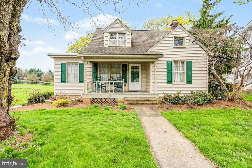 489 BACHMANVILLE RD, Hershey, PA 17033