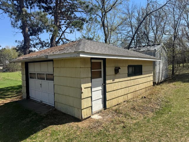 1206 Bunker Lake Boulevard NE, Ham Lake, MN 55304