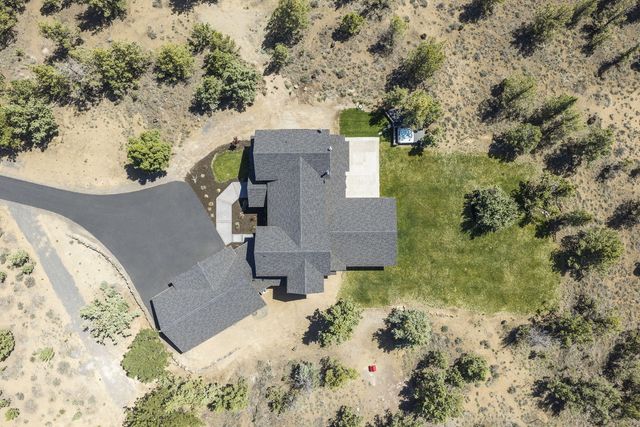 20055 Pacific Heights Road, Bend, OR 97703