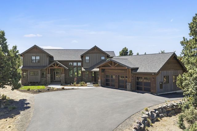 20055 Pacific Heights Road, Bend, OR 97703