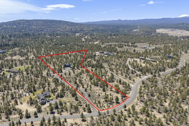 20055 Pacific Heights Road, Bend, OR 97703