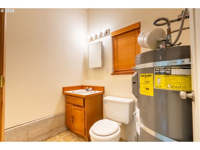 8925 Sw 80TH Ave, Portland, OR 97223