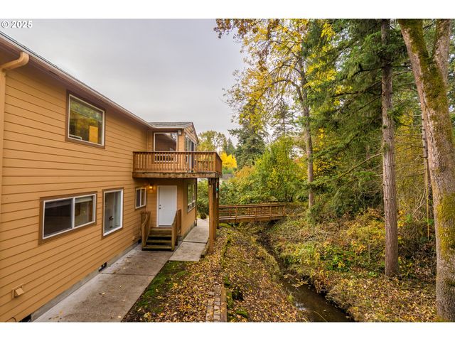 8925 Sw 80TH Ave, Portland, OR 97223