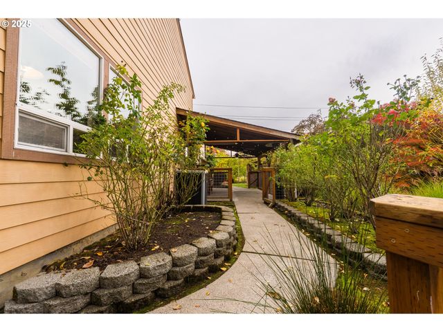 8925 Sw 80TH Ave, Portland, OR 97223