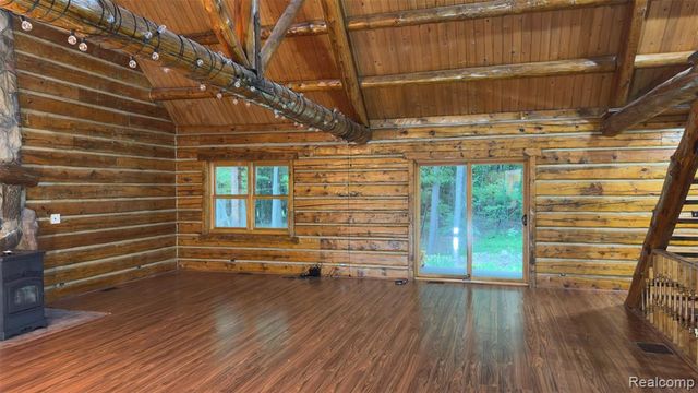 2608 E Sutton Road, Metamora, MI 48455
