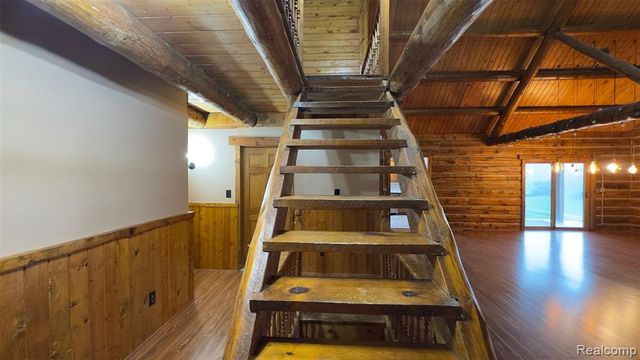 2608 E Sutton Road, Metamora, MI 48455