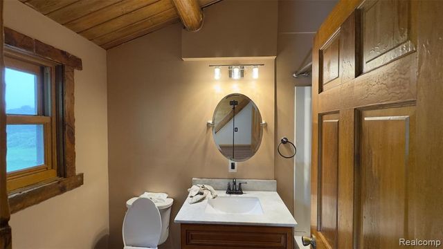 2608 E Sutton Road, Metamora, MI 48455