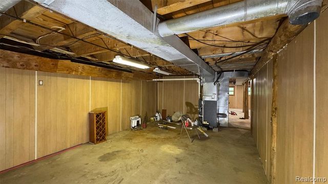 2608 E Sutton Road, Metamora, MI 48455
