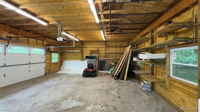 2608 E Sutton Road, Metamora, MI 48455