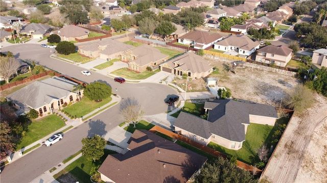 2902 Hackberry Avenue, Mission, TX 78574