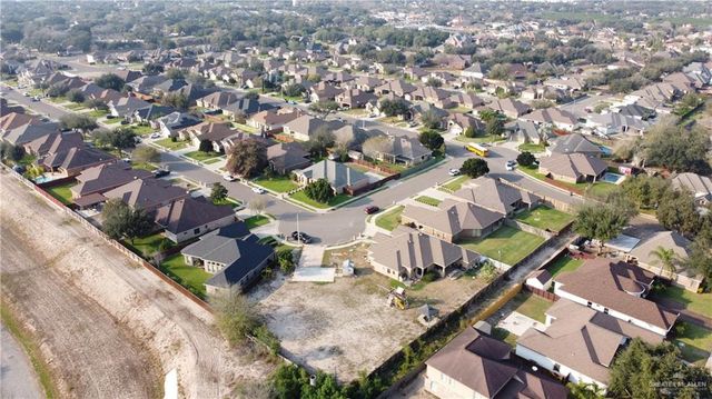 2902 Hackberry Avenue, Mission, TX 78574