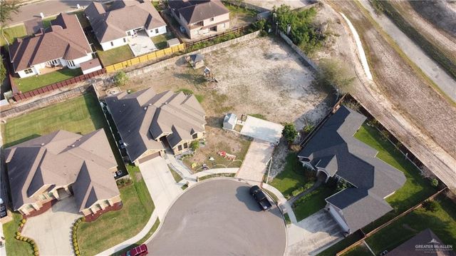 2902 Hackberry Avenue, Mission, TX 78574