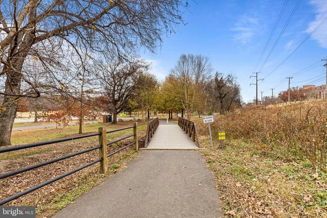 1222 SOPHIA ST, Fredericksburg, VA 22401