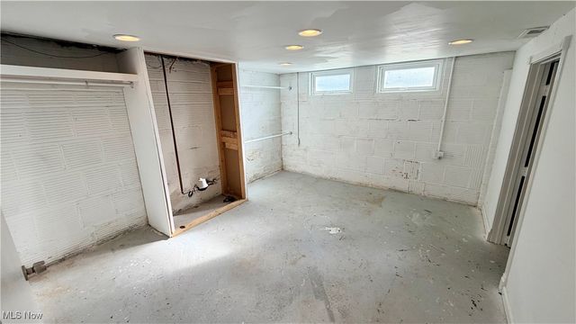 1224 Lindsay Avenue, Akron, OH 44306