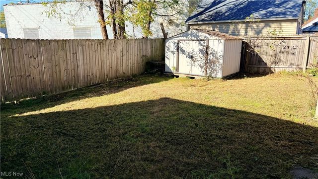 1224 Lindsay Avenue, Akron, OH 44306